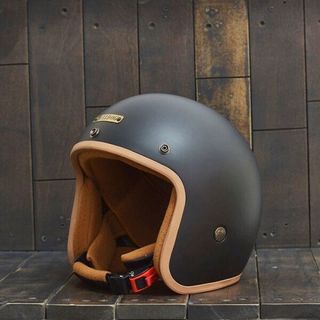Nón bảo hiểm đi phượt