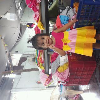 đầm thun bé gái