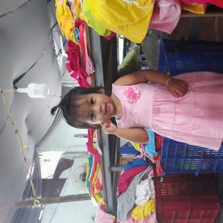 đầm thun bé gái