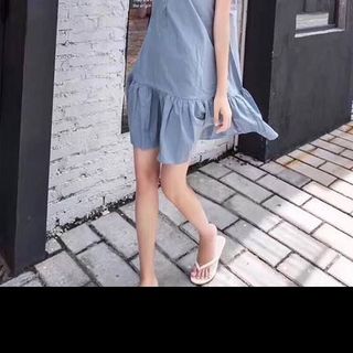 Đầm đuôi cá cổ trụ