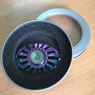 Con quay bầu dục UFO - UFO Spinner - Fidget Spinner