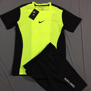 quần áo thể thao