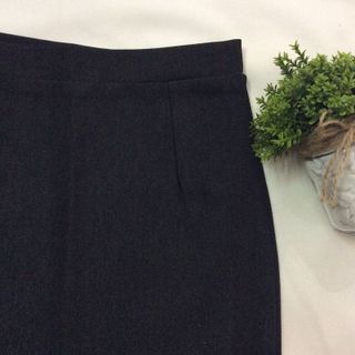 chân váy đuôi cá vải umi dài 68cm