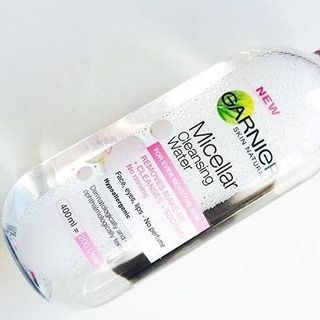 Nước tẩy trang Garnier Micellar Cleansing Water