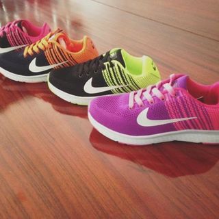 giay nike trẻ em size 36-39 đủ màu