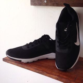 giay nike nam
