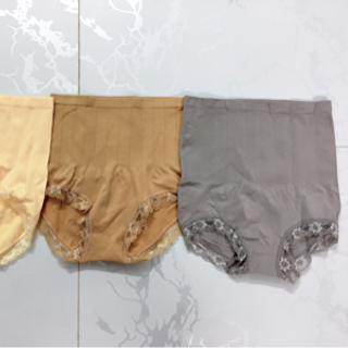 Quần mặc váy Munafie