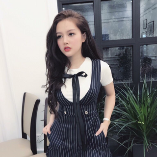 Set áo thun cột nơ váy Kiều Trang