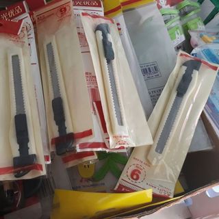 đồ dùng học sinh