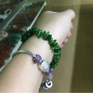 Vòng tay diopstie tinh thể nhỏ