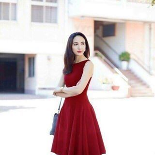 ĐẦM XÒE DẠO PHỐ DỰ TIỆC CỰC XINH