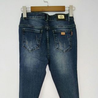Quần Jeans Nữ Rách phong cách