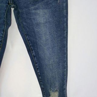 Quần Jeans Nữ Rách phong cách
