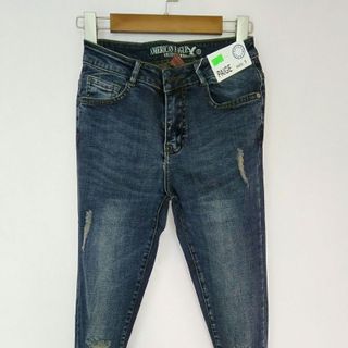 Quần Jeans Nữ Rách phong cách
