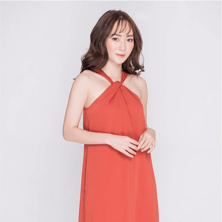 ĐẦM CỔ CHÉO