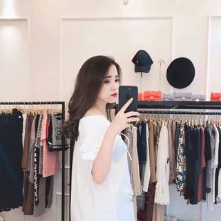 Đầm trắng bo vai