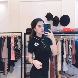 đầm thun cổ trụ