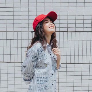 đầm sơ mi in chữ