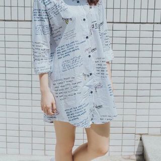 đầm sơ mi in chữ