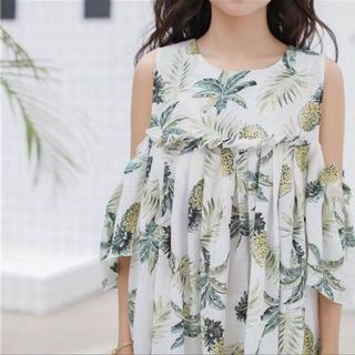 trễ vai họa tiết dứa