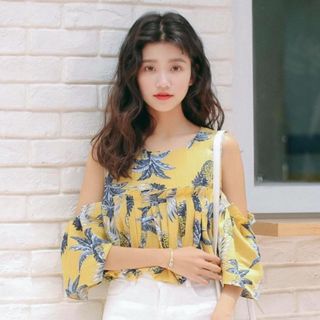 trễ vai họa tiết dứa