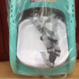 ghế nhựa ăn dặm cho bé