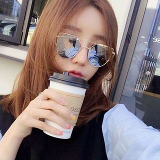 mắt kính mới về hót nha