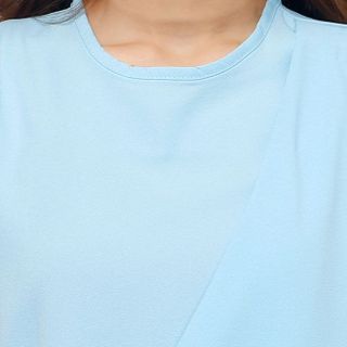 Áo form dài cách điệu gài nút thời trang màu xanh