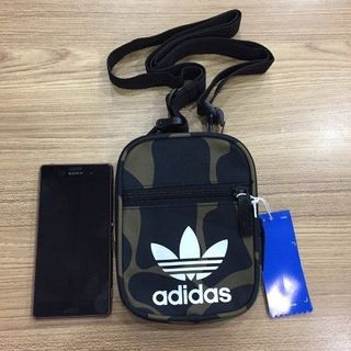 Túi đeo chéo Adidas Originals Festival Bag Camo