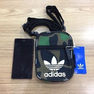 Túi đeo chéo Adidas Originals Festival Bag Camo
