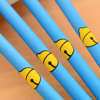 BútbinướcDoraemon
