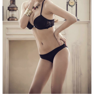 bộ đồ lót xả hàng
