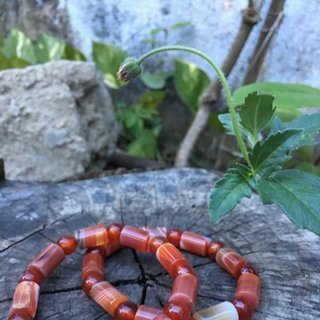 Vòng tay mã não đỏ dạng trúc - 100