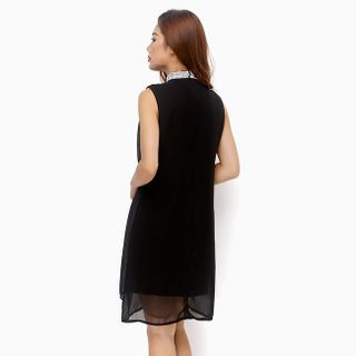 Đầm suông cổ phối viền phong cách màu đen