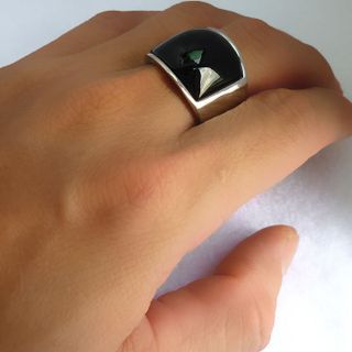 Nhẫn inox mặt đá mắt mèo