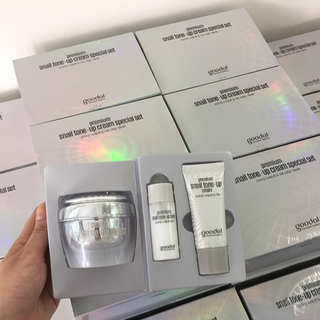 Set Kem Dưỡng Ốc Sên Dưỡng Trắng 100