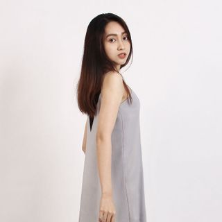 Đầm cổ tim