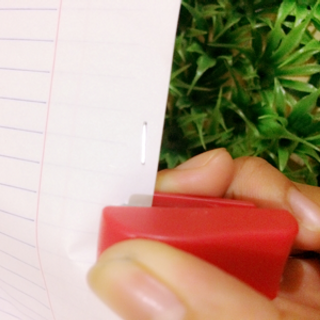 Bấm ghim mini