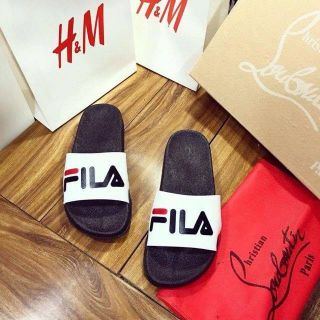 Dép fila