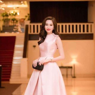 Đầm Xòe Dự Tiệc Tà Xéo