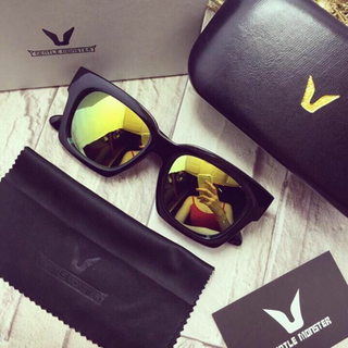 mắt kính V