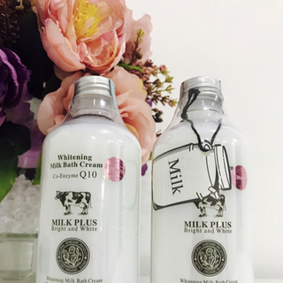 Sữa tắm dưỡng trắng da tinh chất sữa tươi Milk Plus Q10