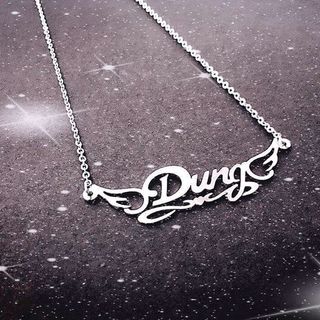 Dây chuyền khắc tên