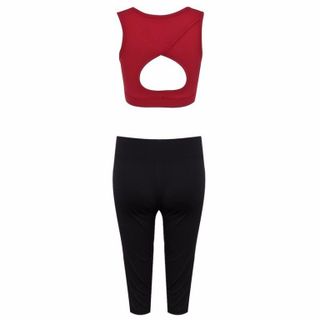 Bộ đồ lửng thể thao nữ khoét giọt nước