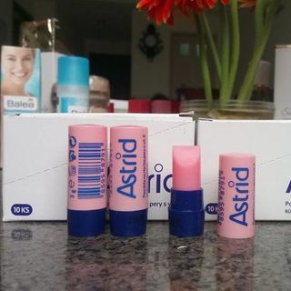 Son dưỡng Astrid 3g từ Séc au 100