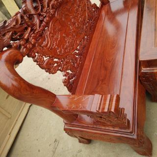 Bộ Bàn Ghế Rồng trầu mặt nguyệt Tay 12 Gỗ Hương Vân