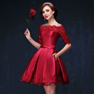 Đầm Xòe Trễ Vai Xếp Li
