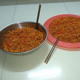 KHÔ GÀ CAY NHÀ LÀM