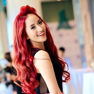 Bình xịt tóc màu