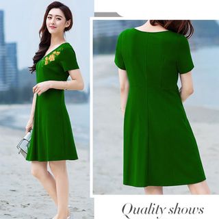 Đầm xanh bích thêu 3D hoa hồng ánh kim có size XXXL